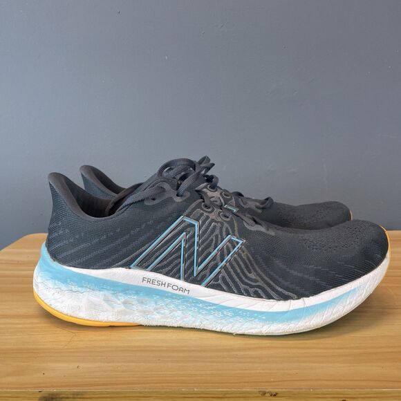 New Balance Mens FF X Vongo V5 MVNGOCD5 Gray Running Shoes Sneakers 12.5 2E - Picture 1 of 10